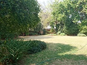 991 m² Land available in Kensington B