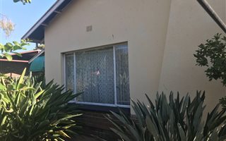 3 Bedroom House in Roseville