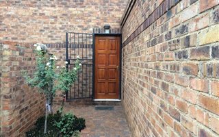 3 Bedroom Townhouse in Highveld