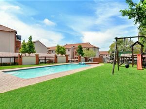 2 Bed Apartment in Johannesburg North