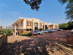 242 m² Office Space in Westville