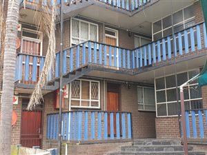 2 Bed Apartment in Germiston South