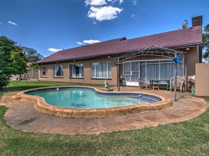 3 Bed House in Bonaero Park