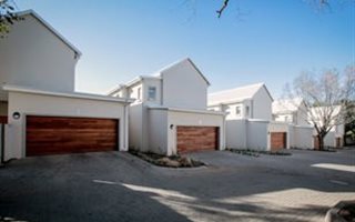 4 Bedroom House in Bryanston