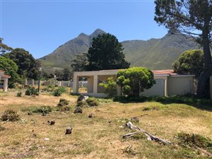 365 m² Land available in Kleinmond