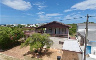 5 Bedroom House in Arniston