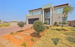 4 Bedroom House in Parkhaven