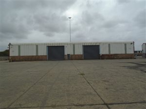 1948 m² Commercial space in Phoenix Industrial