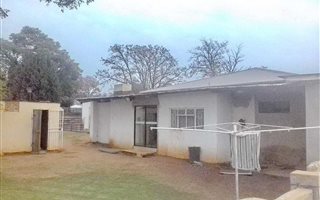 2023 m² Smallholding in Bredell AH