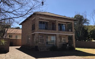 2 Bedroom Cluster in Bronkhorstbaai