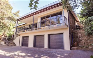 4 Bedroom House in Bergtuin