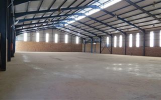 3600 m² Industrial space in Tulisa Park