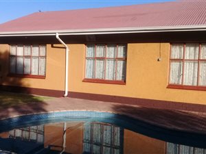 4 Bed House in Vanderbijlpark CE4