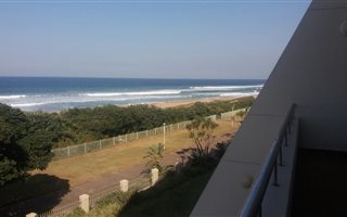 3 Bedroom Apartment in Amanzimtoti