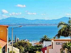 1 Bed Apartment in Mossel Bay