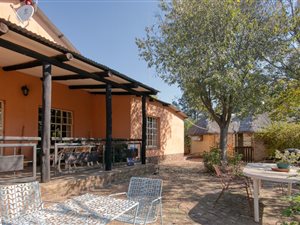 10.8 ha Farm in Magaliesburg