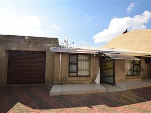 2 Bed House in Zola