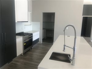 3 Bedroom Apartment in Atholl