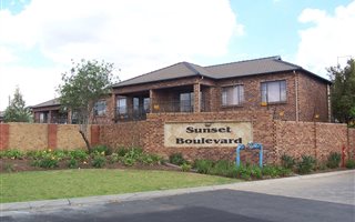 2 Bedroom Apartment in Brakpan North