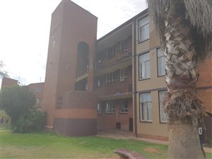 3 Bed Flat in Laudium