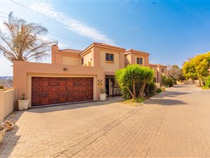 3 Bed House in Eldoraigne