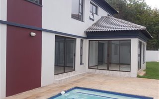 4 Bedroom House in Sterrewag