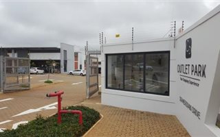 179 m² Commercial space in New Town Centre (Gateway)