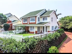 3 Bed Duplex in Mt Edgecombe Estate 1 & 2