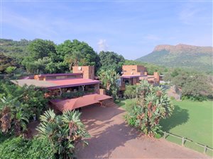5.4 ha Farm in Zandfontein AH