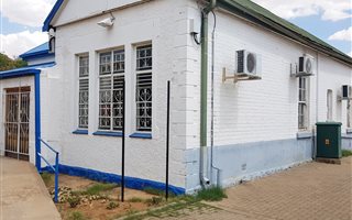 230 m² Office Space in Willows