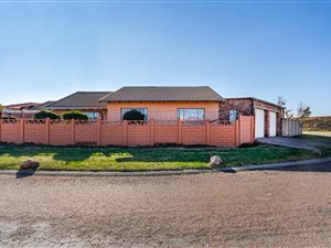 3 Bed House in Delmore Park