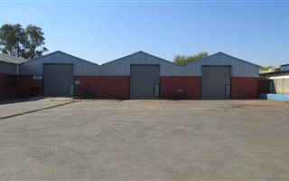 450 m² Industrial space in Tulisa Park