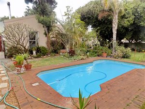 4 Bed House in Amandelrug