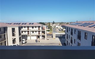2 Bedroom Apartment in Grassy Park