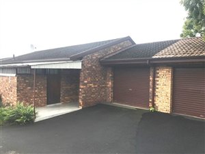 3 Bed Townhouse in Hayfields