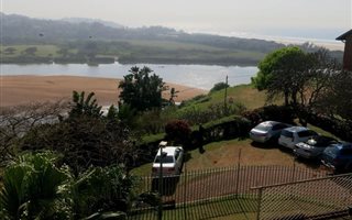 2 Bedroom Apartment in Illovo Beach