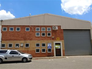 420 m² Commercial space in Gateway Industrial Park