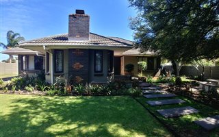 3 Bedroom House in De La Haye
