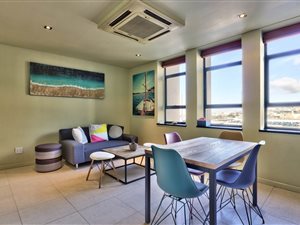 1 Bed Apartment in City Bowl