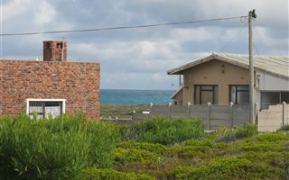 871 m² Land available in Struisbaai
