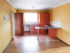 2 Bed Flat in Kleinfontein