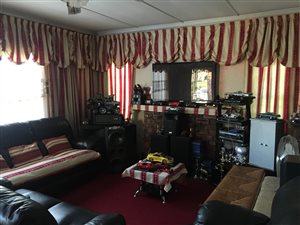 4 Bed House in Howick West