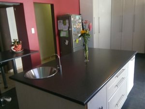 3 Bedroom House in Crown Gardens
