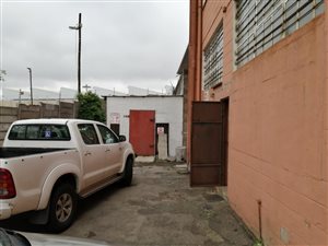 450 m² Industrial space in New Germany