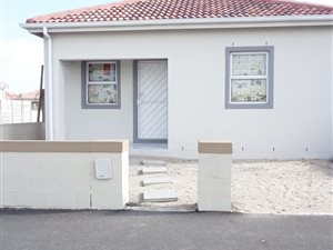 2 Bed House in Lentegeur