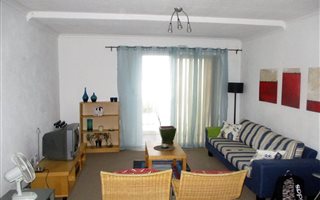 2 Bedroom Apartment in West Beach