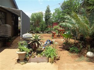 5 Bed House in Jan Niemand Park