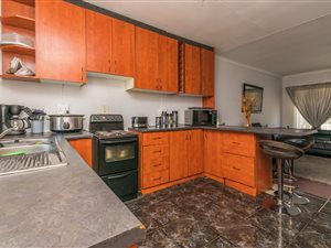 1 Bed Apartment in Krugersdorp North