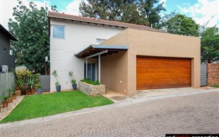 3 Bedroom House in Olympus Country Estate