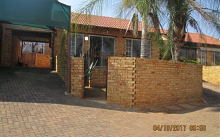 2 Bedroom Townhouse in Safarituine